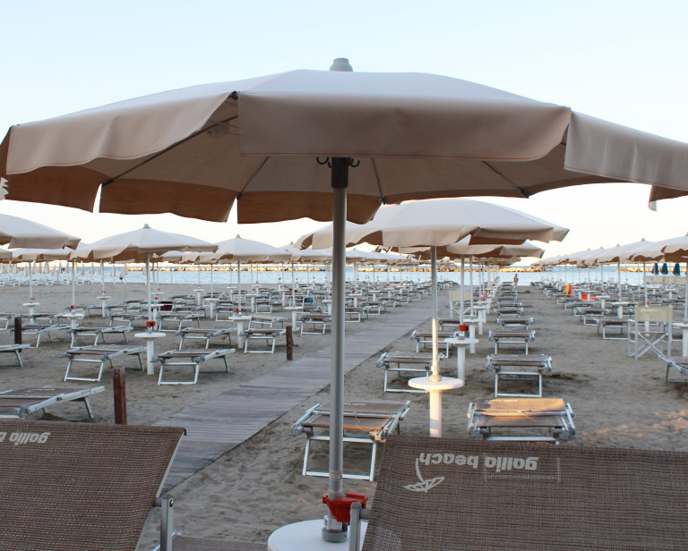 media.Slide_Spiaggia_4Hotel_Abarth_Cesenatico