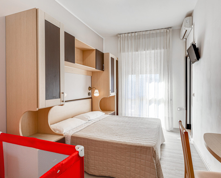 media.Slide_Camere_5Hotel_Abarth_Cesenatico