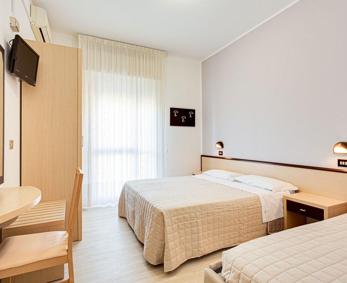 media.Slide_Camere_2Hotel_Abarth_Cesenatico