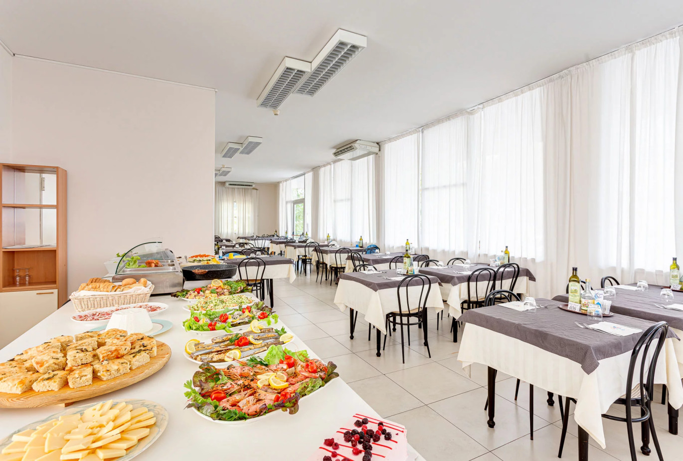 media.Slide_Ristorante_11Hotel_Abarth_Cesenatico